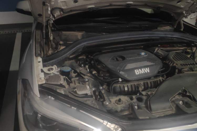 Used BMW X1 2018 sDrive20Li Leading Model Engine Bay Right
