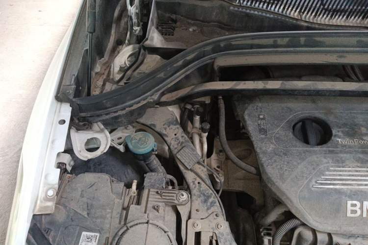 Used BMW X1 2018 sDrive18Li Fashion Model Engine Bay Right
