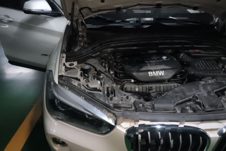 Used BMW X1 2018 xDrive20Li Luxury Edition Engine Bay Right