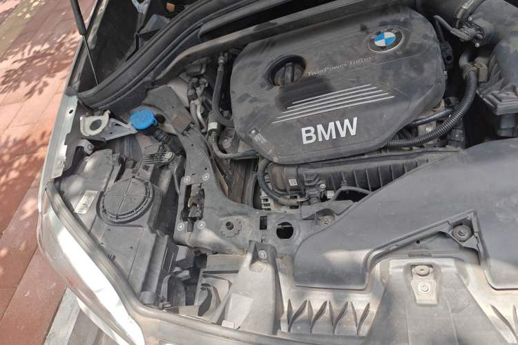Used BMW X1 2018 sDrive18Li Fashion Model Engine Bay Right