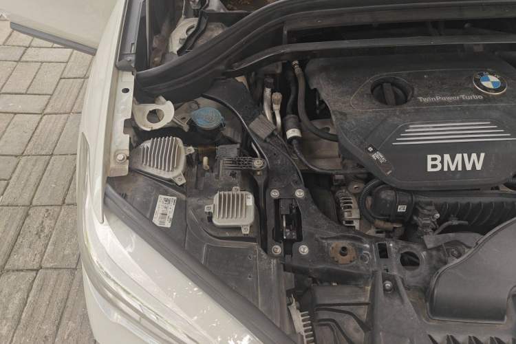 Used BMW X1 2018 sDrive18Li Luxury Model Engine Bay Right