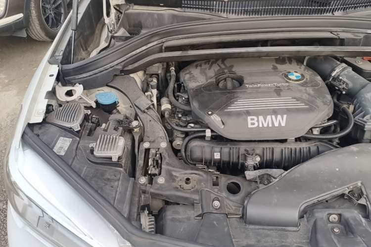 Used BMW X1 2018 xDrive20Li Luxury Edition Engine Bay Right