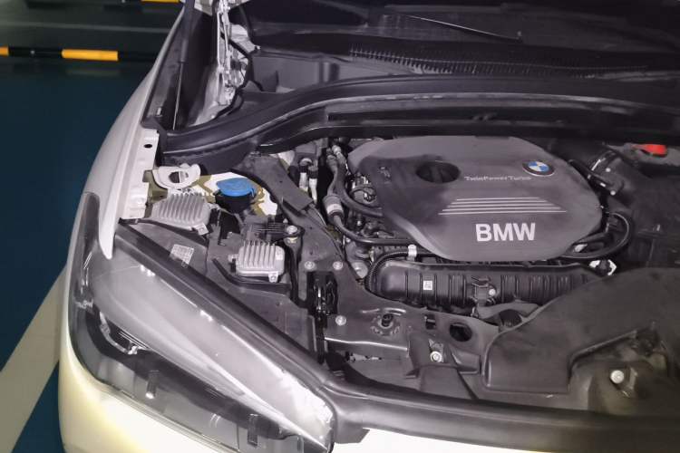 Used BMW X1 2018 sDrive20Li Leading Model Engine Bay Right