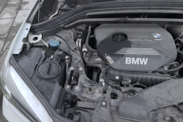 Used BMW X1 2018 sDrive18Li Fashion Model Engine Bay Right