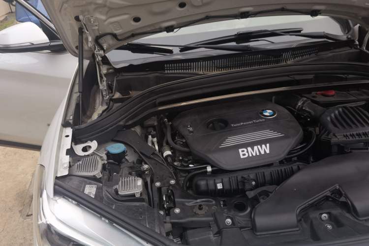 Used BMW X1 2018 sDrive20Li Leading Model Engine Bay Right