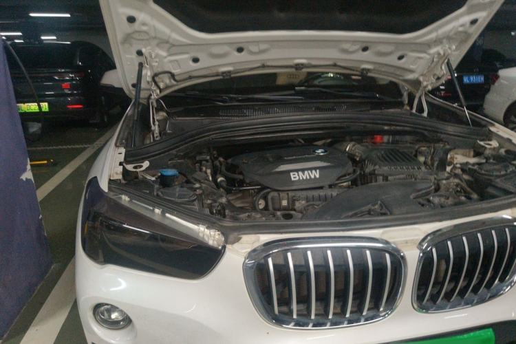 Used BMW X1 2018 sDrive18Li Fashion Model Engine Bay Right