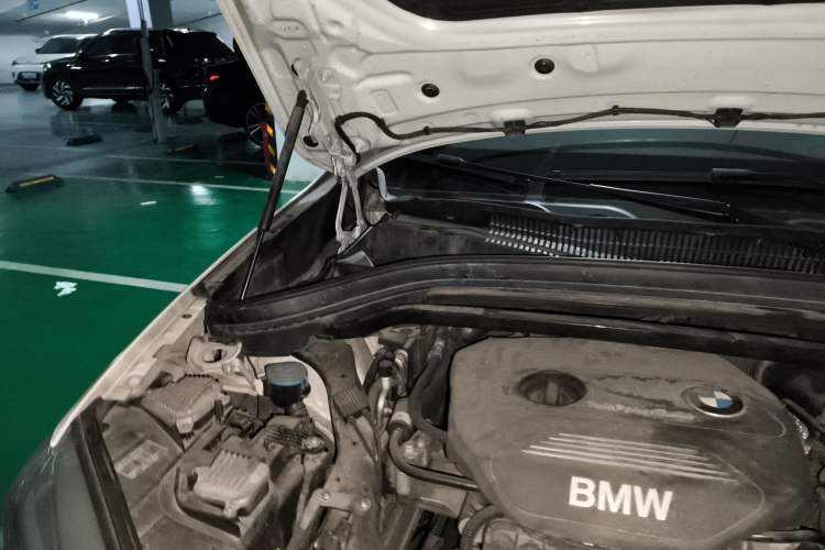 Used BMW X1 2018 sDrive18Li Luxury Model Engine Bay Right