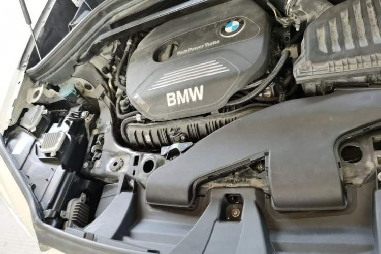 Used BMW X1 2018 sDrive20Li Leading Model Engine Bay Right