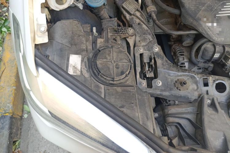 Used BMW X1 2018 sDrive18Li Fashion Model Engine Bay Right