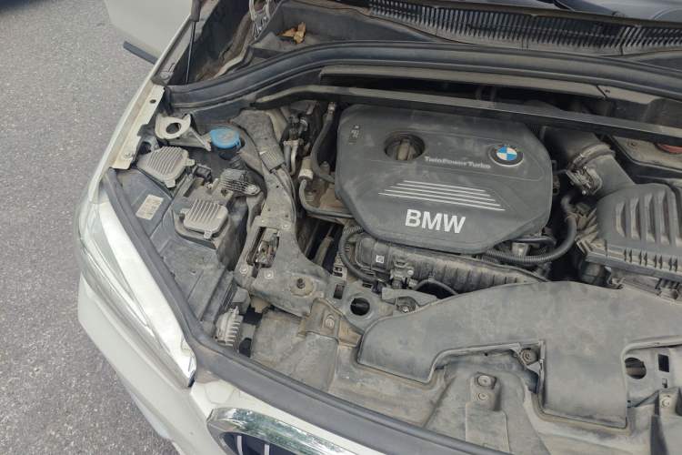 Used BMW X1 2018 sDrive18Li Luxury Model Engine Bay Right