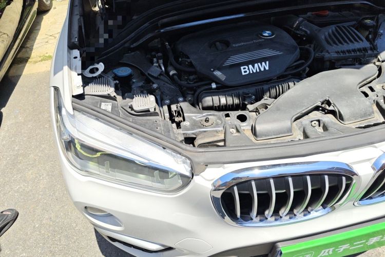 Used BMW X1 2018 xDrive20Li Luxury Edition Engine Bay Right