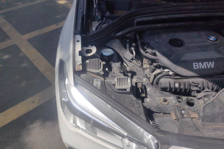 Used BMW X1 2018 xDrive20Li Luxury Edition Engine Bay Right