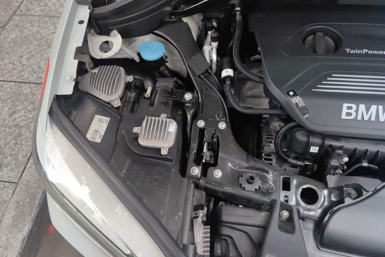 Used BMW X1 2018 sDrive18Li Luxury Model Engine Bay Right