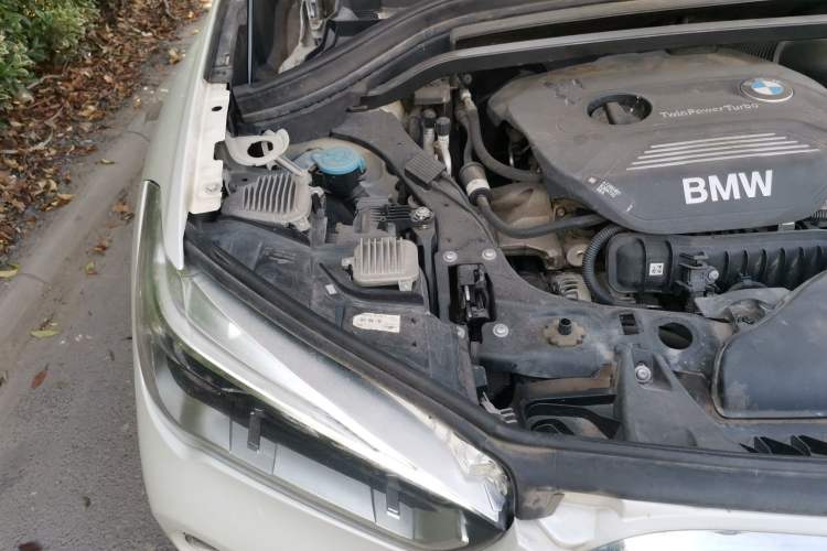 Used BMW X1 2018 sDrive18Li Fashion Model Engine Bay Right