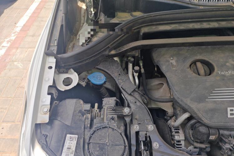 Used BMW X1 2018 sDrive18Li Fashion Model Engine Bay Right
