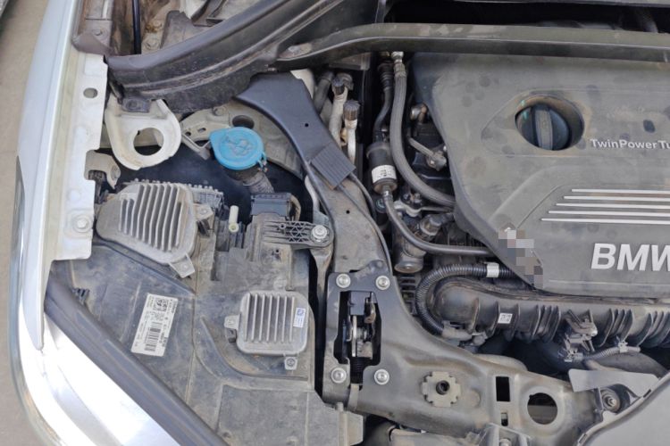 Used BMW X1 2018 xDrive20Li Luxury Edition Engine Bay Right