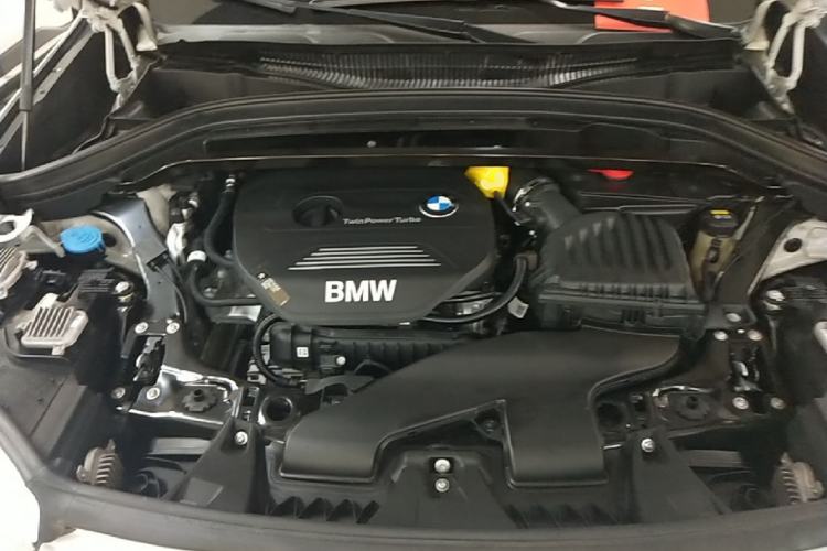 Used BMW X1 2018 sDrive18Li Luxury Model Engine Bay