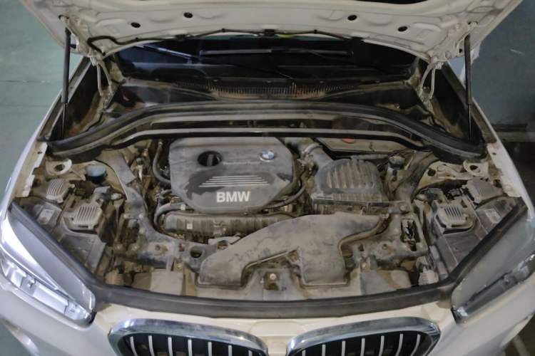 Used BMW X1 2018 sDrive20Li Leading Model Engine Bay