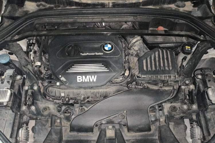 Used BMW X1 2018 xDrive20Li Luxury Edition Engine Bay