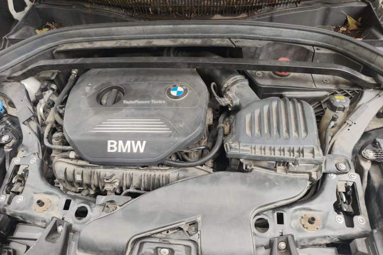 Used BMW X1 2018 sDrive20Li Leading Model Engine Bay