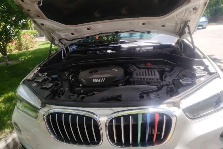Used BMW X1 2018 xDrive20Li Luxury Edition Engine Bay