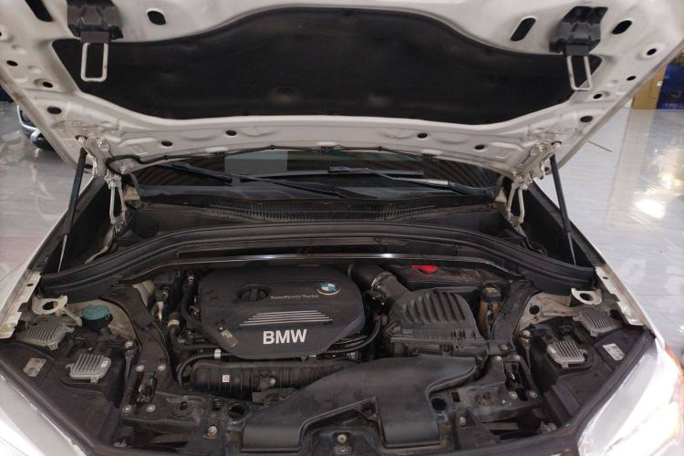 Used BMW X1 2018 xDrive20Li Luxury Edition Engine Bay