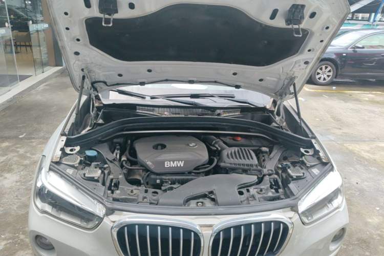 Used BMW X1 2018 sDrive18Li Luxury Model Engine Bay