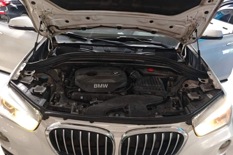 Used BMW X1 2018 sDrive20Li Leading Model Engine Bay