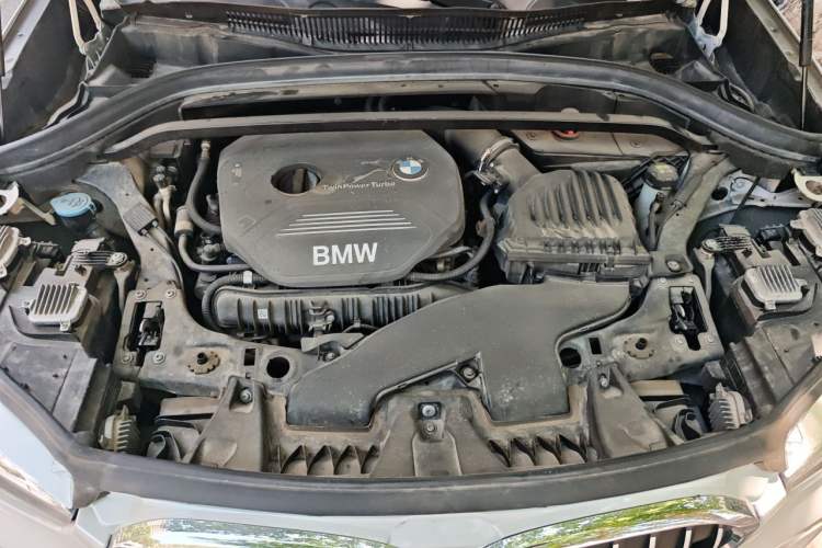 Used BMW X1 2018 xDrive20Li Luxury Edition Engine Bay