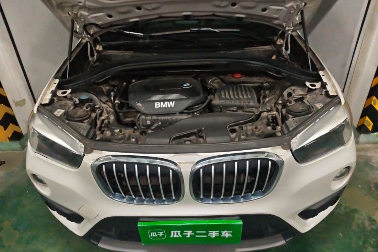 Used BMW X1 2018 sDrive18Li Fashion Model Engine Bay
