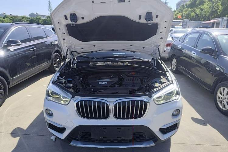 Used BMW X1 2018 xDrive20Li Luxury Model Engine Bay