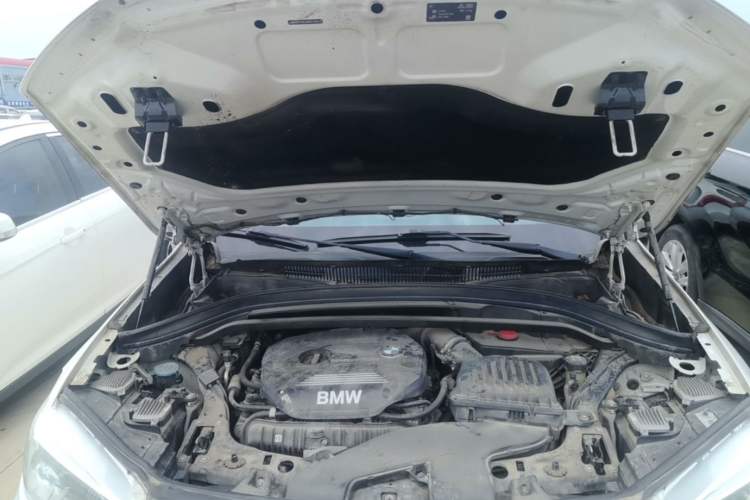 Used BMW X1 2018 sDrive20Li Leading Model Engine Bay
