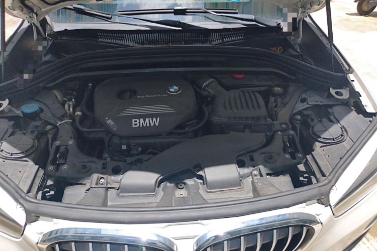 Used BMW X1 2018 sDrive18Li Fashion Model Engine Bay