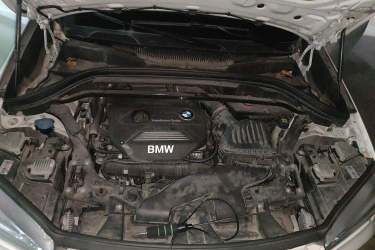 Used BMW X1 2018 xDrive20Li Luxury Edition Engine Bay