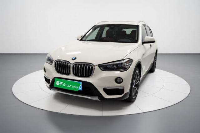 BMW X1 2018 sDrive18Li Luxury Model с пробегом