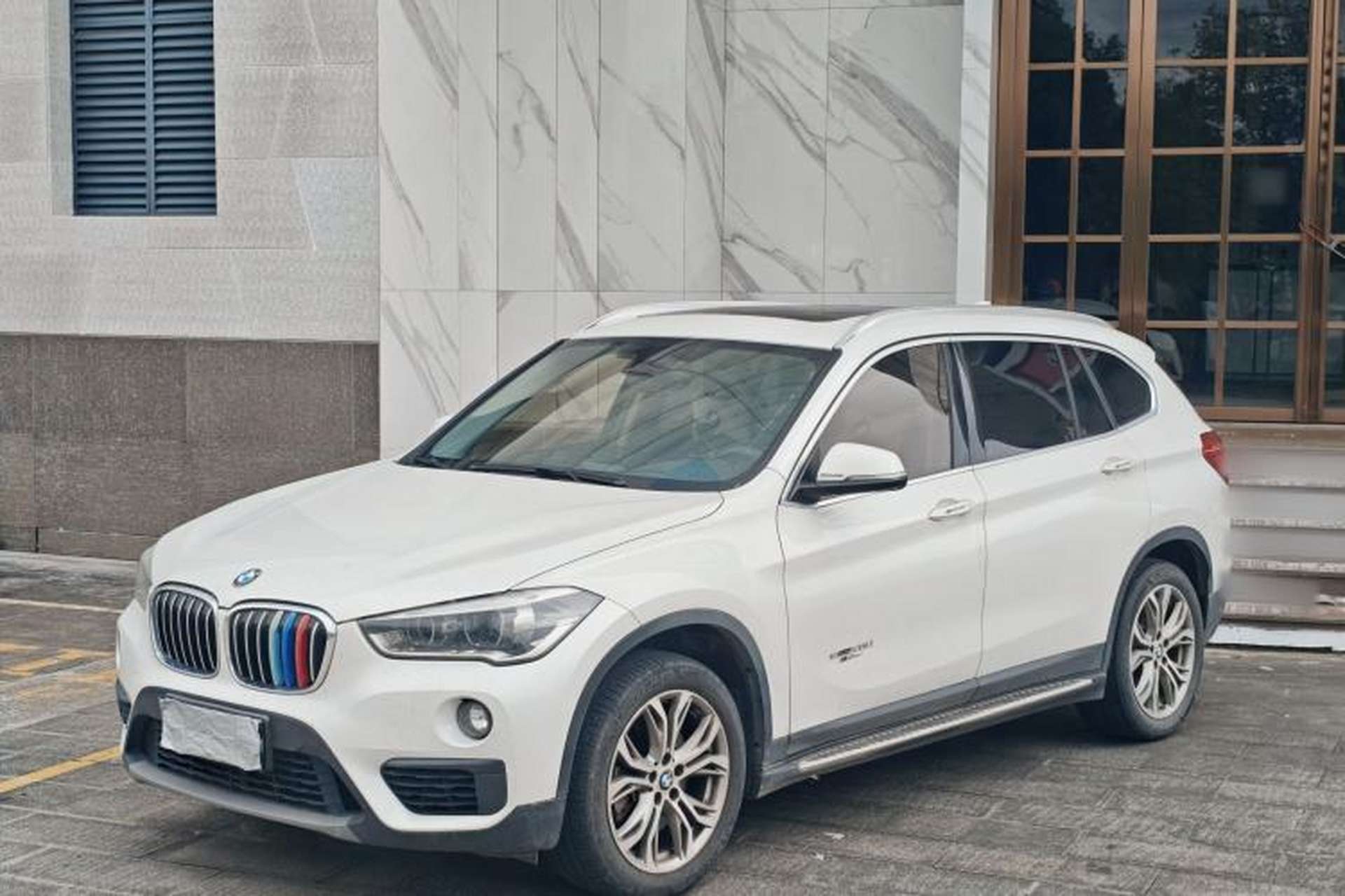 Used BMW X1 2018 sDrive20Li Leading Model Exterior 1