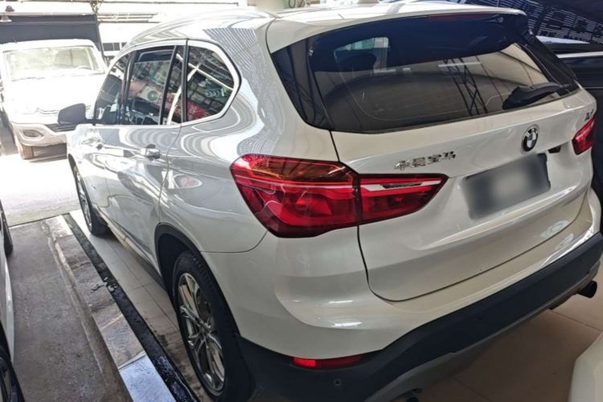 Used BMW X1 2018 sDrive20Li Leading Model Exterior 2