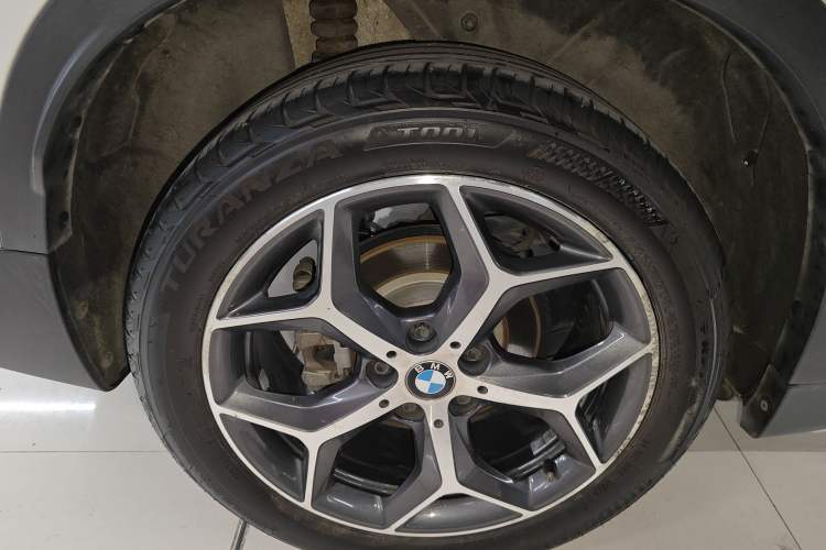 Used BMW X1 2018 sDrive18Li Luxury Model Exterior 2