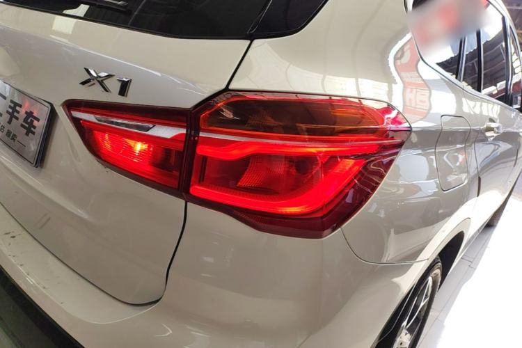 Used BMW X1 2018 xDrive20Li Luxury Edition Exterior 3