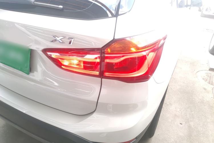 Used BMW X1 2018 sDrive20Li Leading Model Exterior 3