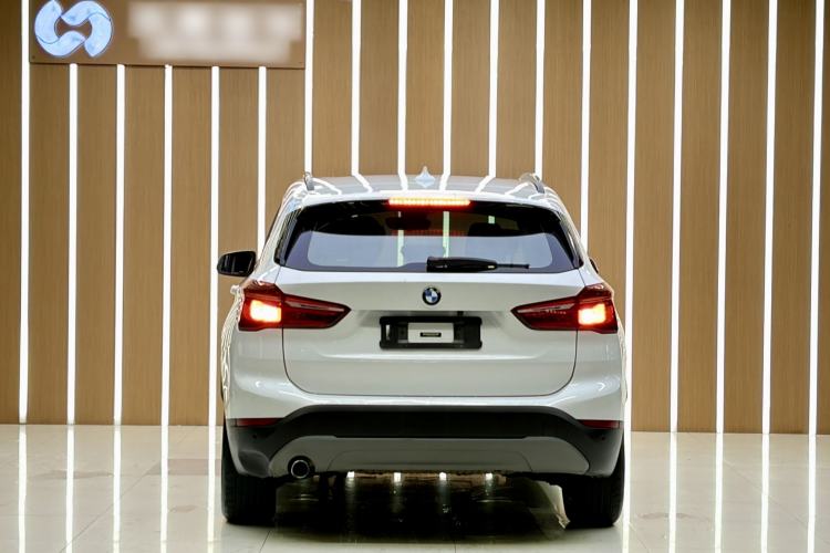 Used BMW X1 2018 sDrive18Li Fashion Model Exterior 3