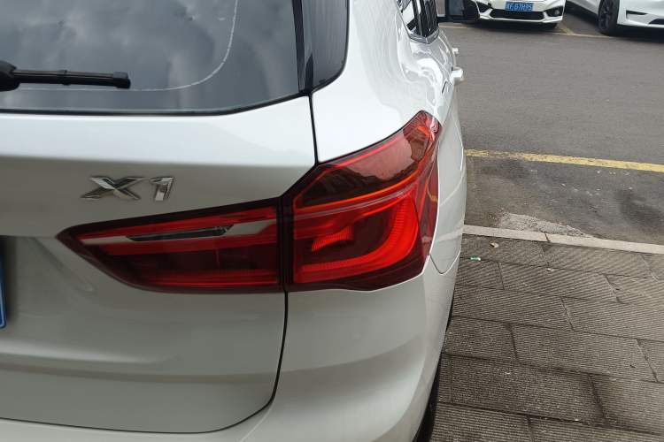 Used BMW X1 2018 sDrive20Li Leading Model Exterior 3