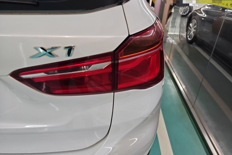 Used BMW X1 2018 sDrive20Li Leading Model Exterior 3