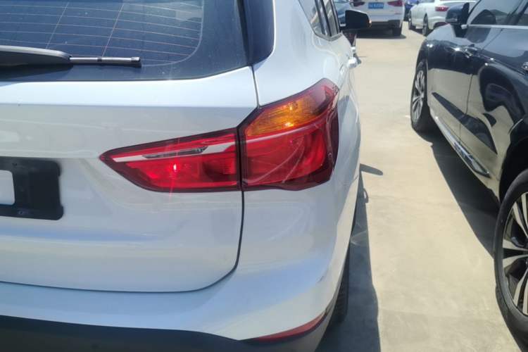 Used BMW X1 2018 sDrive18Li Fashion Model Exterior 3