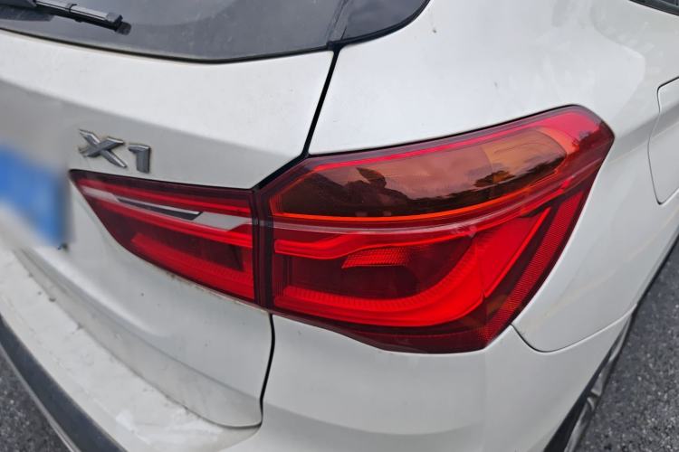 Used BMW X1 2018 xDrive20Li Luxury Model Exterior 3