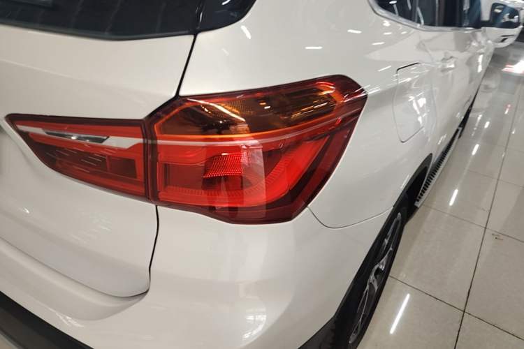Used BMW X1 2018 sDrive18Li Luxury Model Exterior 3