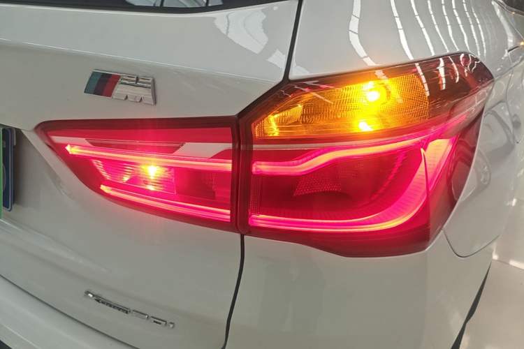 Used BMW X1 2018 sDrive18Li Luxury Model Exterior 3
