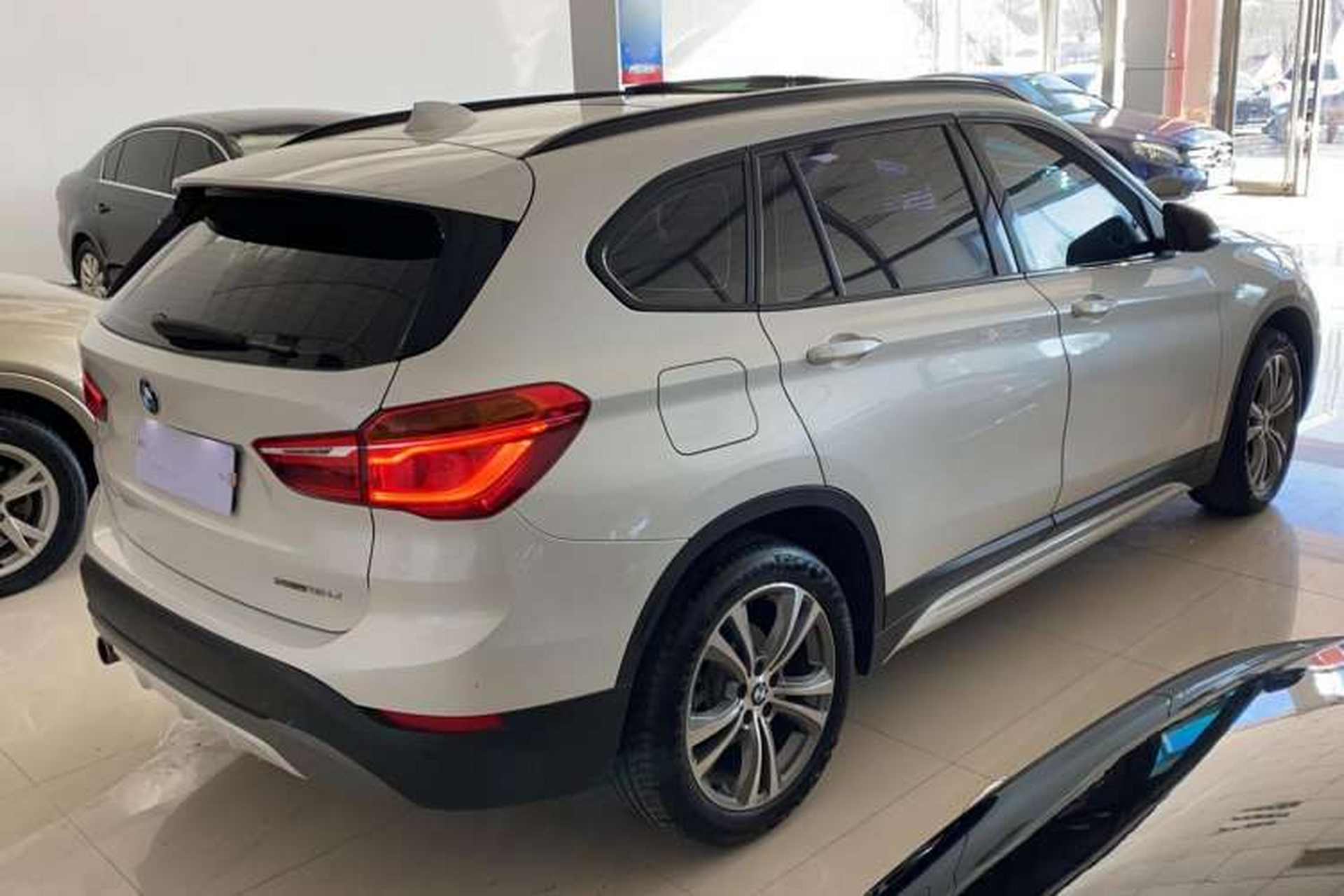Used BMW X1 2018 sDrive18Li Luxury Model Exterior 3