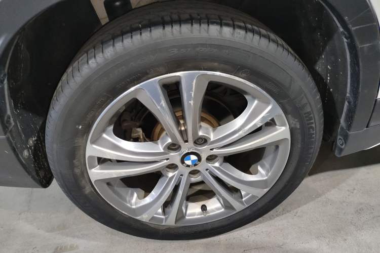 Used BMW X1 2018 xDrive20Li Luxury Edition Exterior 3