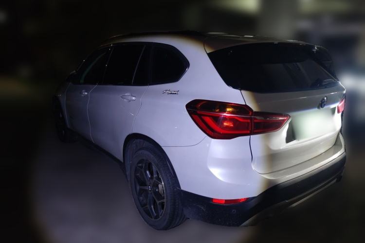 Used BMW X1 2018 xDrive20Li Luxury Edition Exterior 3